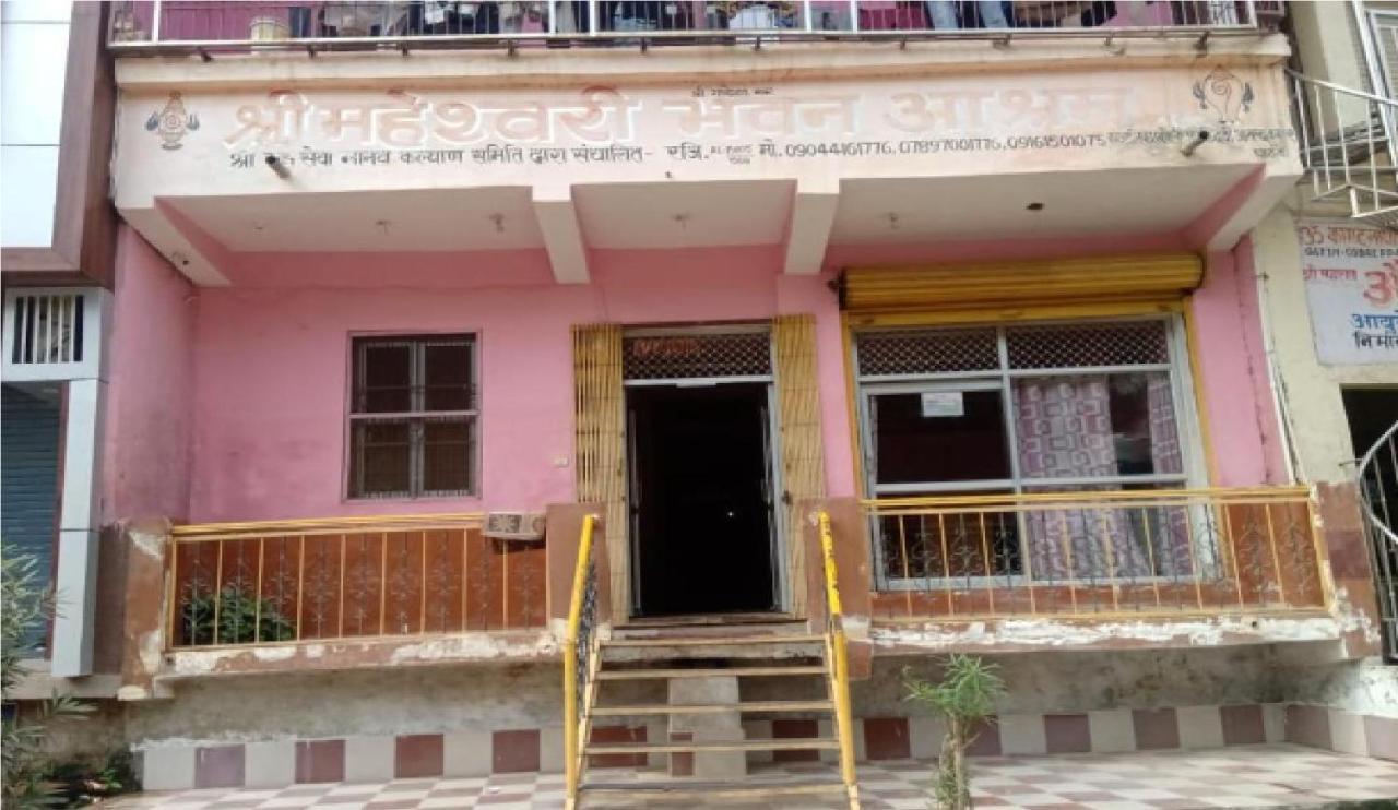 Maheshwari Bhavan By Wb Inn Sitapur Muafi Exteriör bild